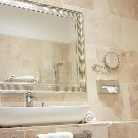 Angelussi - Le Clos Du Soleil 4*