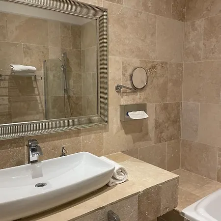 Angelussi - Le Clos Du Soleil Hotel Salon-de-Provence